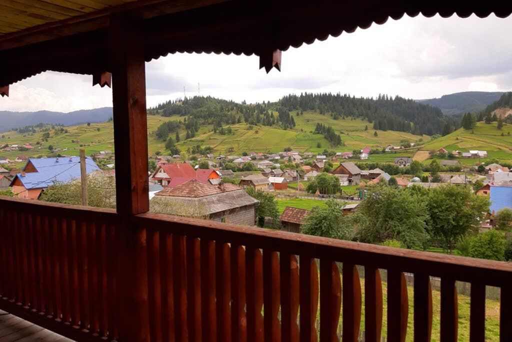 Дома для отпуска Cabana la munte Bilbor Rocoteaş-9
